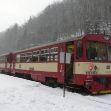 Sobota 17.12.2011, vlak 26800 ve stanici Dubí 