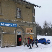 Sobota 17.12.2011, provoz u čekárny Nové Město po jedenácté hodině 