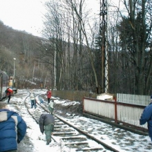 Zastávky v Dubí využily děti ke koulování 